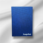 Gepunktetes Notizbuch mit Name